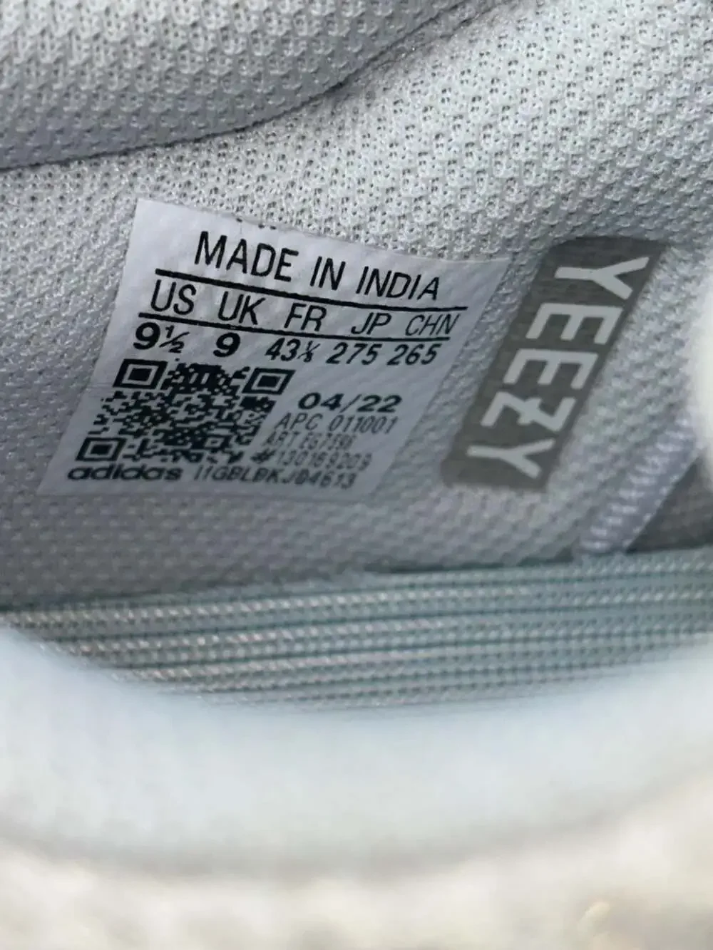Adidas Yeezy Boost 700 ‘Analog’ [EG7596]. Size 9.5 men’s.
